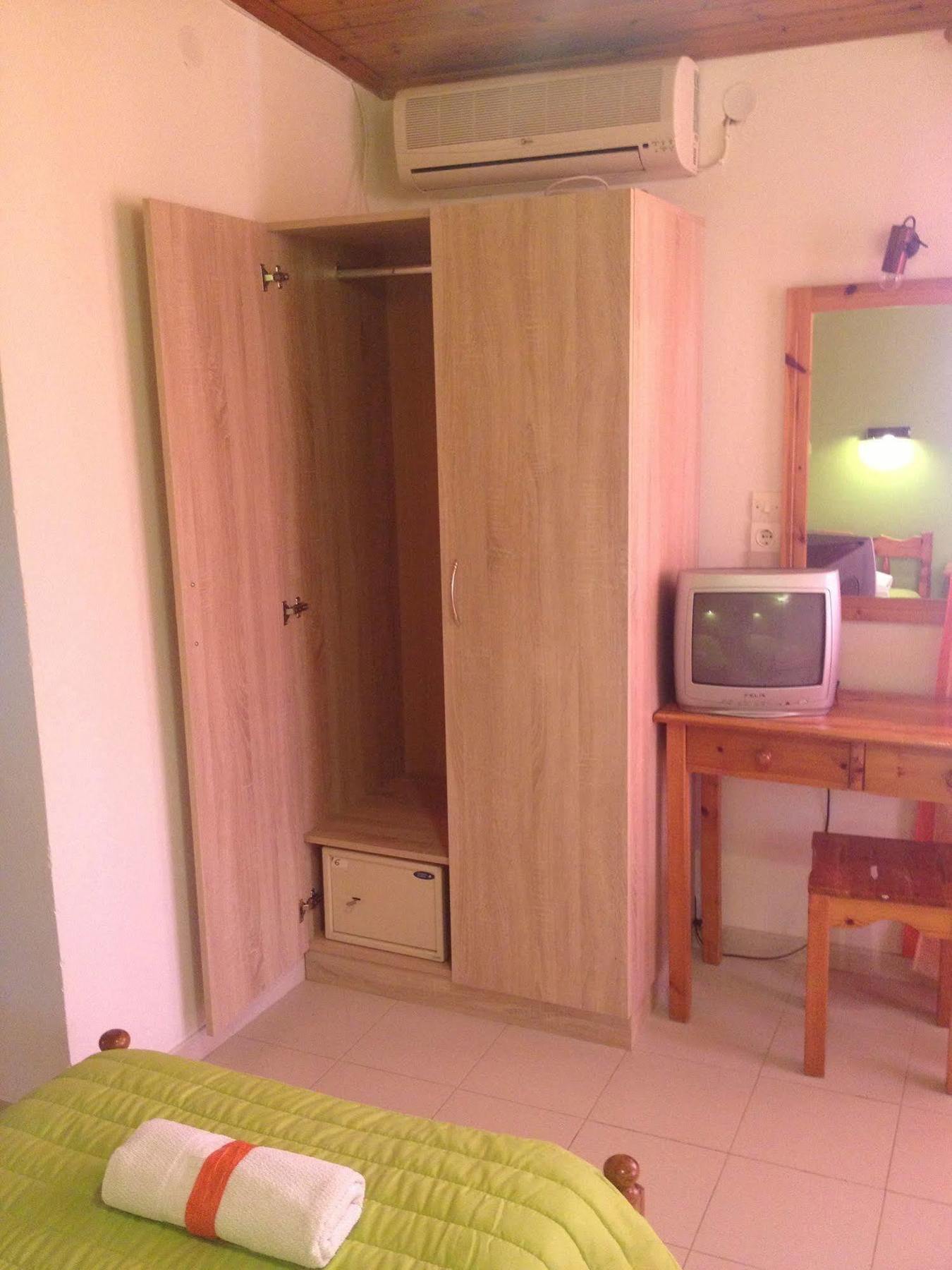 Ionian Breeze Apartments Kávos Zewnętrze zdjęcie